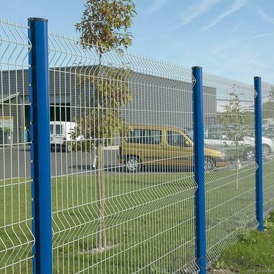 China WELDED WIRE MESH FENCE supplier